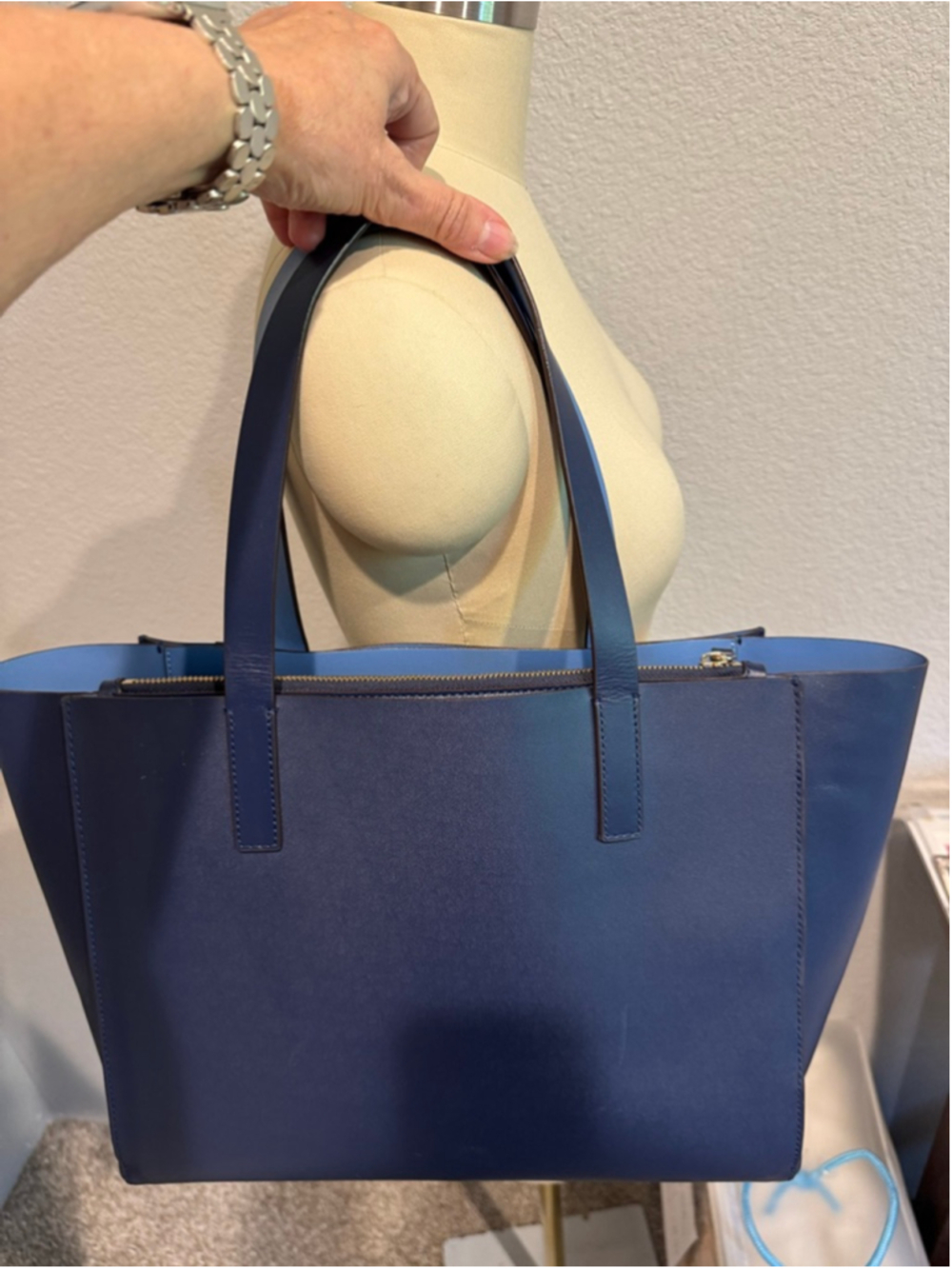 Women's Kate Spade Navy Blue Leather Tote Bag - Picture 4 of 12
